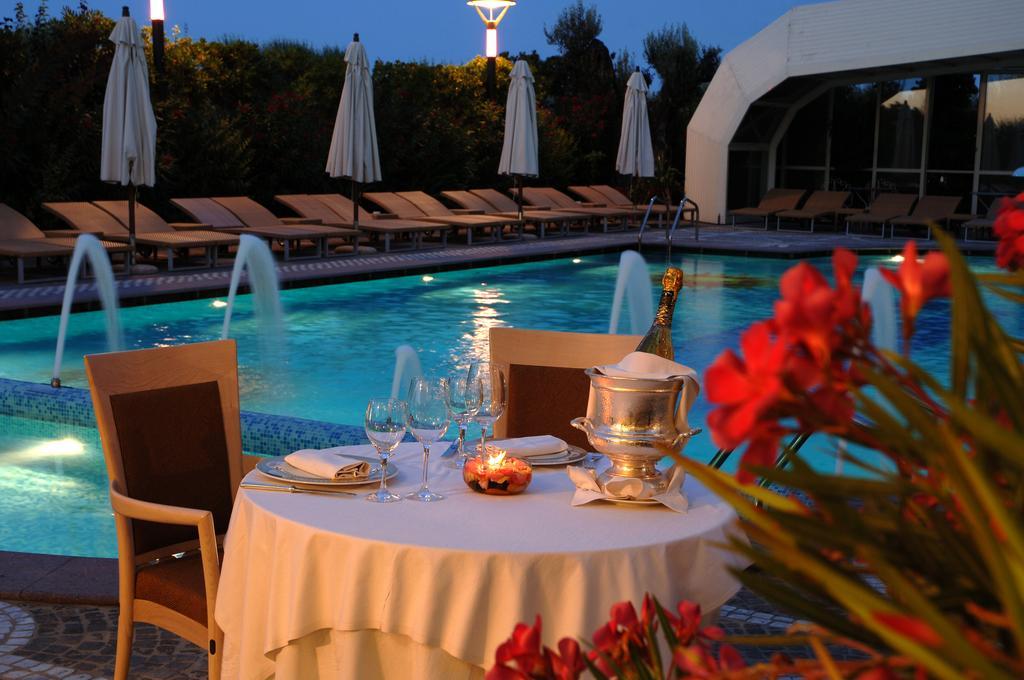 Palace Hotel Milano Marittima Kültér fotó